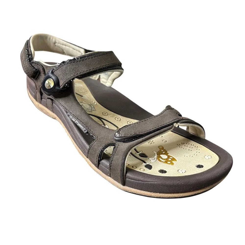 Gold Pigeon Sandals Size 38 US 7.5 Brown Butterfly Comfort Sport G9179W